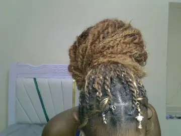 Bongacams Live Porn of PetiteNoir