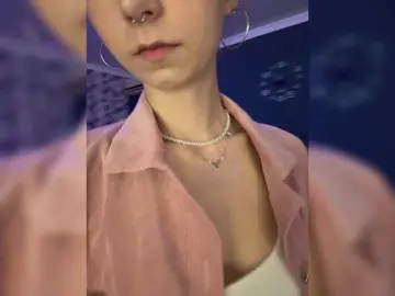 Bongacams Free Live Porn of CrazyAleona