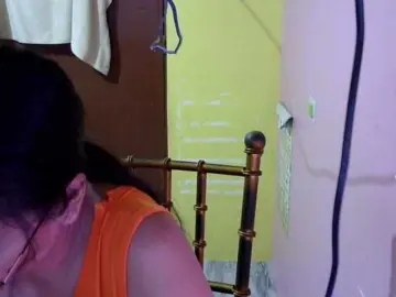 Bongacams Sex Cam of MystiqueMiss