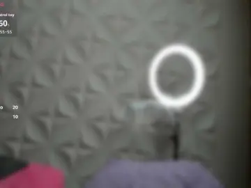 Bongacams Adult Webcam of LITTLE-NESSA