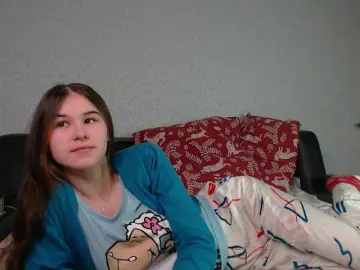 Bongacams Watch Live Sex Cams of littleowlx