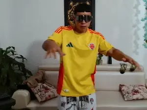 Cam4 Live Sex of alexander_cr1