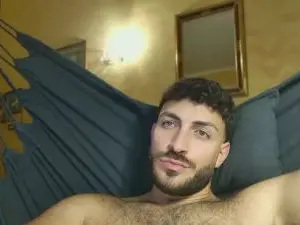 Cam4 Free Live Porn of Mark_ariete94