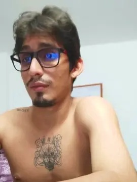 Cam4 Live Sex of SrIncognito666