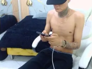 Cam4 Sex Cam of benjamin_anthon