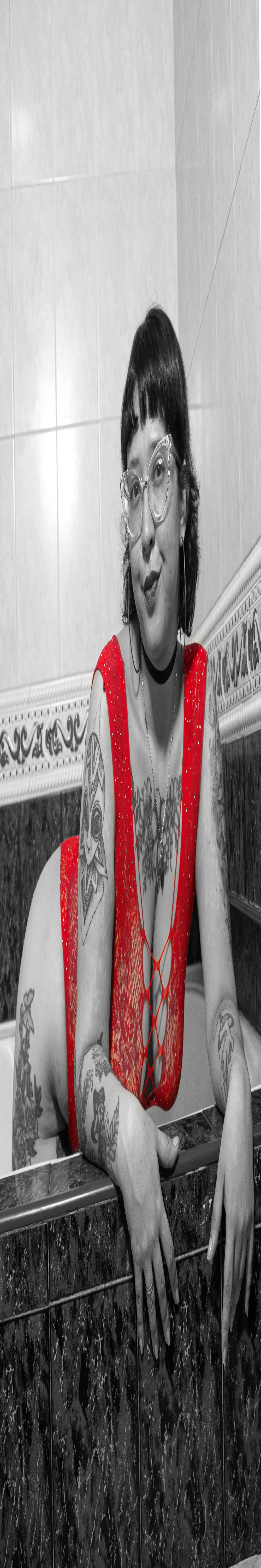 chloe_rosse_