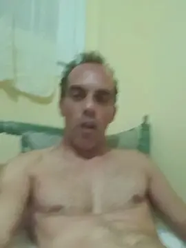 Cam4 Live Sex Cam of chicoatrevido2