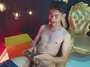 Cam4 Nude Webcam of skinny_jean_