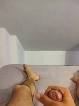 Cam4 Free Live Porn of tommy2448