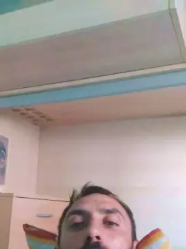 Cam4 Live Porn of giovanni19932