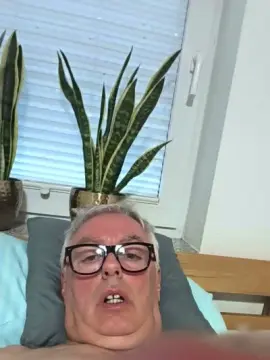 Cam4 Live Sex of martinio1