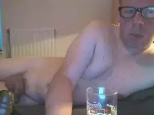Cam4 Live Porn of slutboyx73