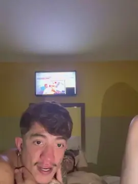 Cam4 Free Porn Cam of enzzoreis