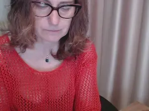 Cam4 Free Live Porn of LauraOven