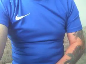 Cam4 Watch Live Sex Cams of scotlad52