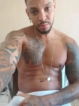 Cam4 Live Sex of Divino198936