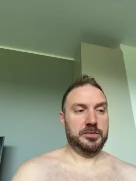Cam4 Private Sex Chat of ItalianBear88