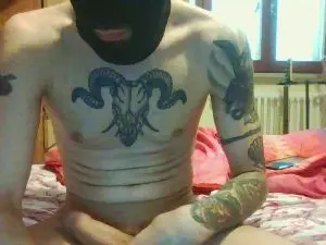 Cam4 Free Live Porn of valepapo