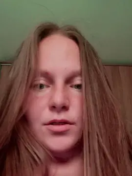 Cam4 Free Porn Cam of Evasapples2025