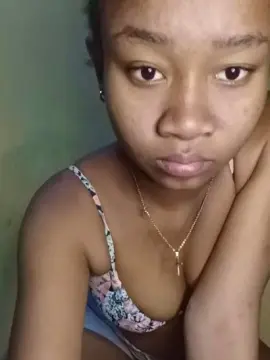 Cam4 Adult Video Chat of mayrahqueen