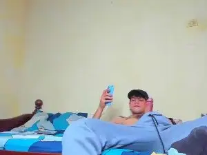 Cam4 Free Live Porn of Axel_sex69