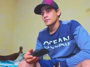Cam4 Watch Live Sex Cams of Axel_sex69