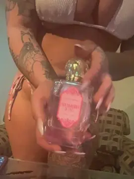 Cam4 Live Sex Cam of RosieBloomzXXX