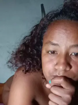 Cam4 Live Sex of Quobi
