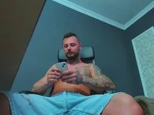 Cam4 Adult Webcam of BrianHunts