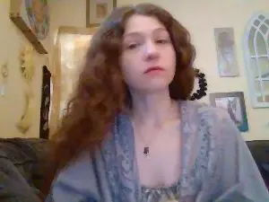 Cam4 Free Live Porn of QueenCrimson
