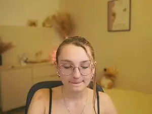 Cam4 Free Live Porn of Sophielux18