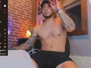 Cam4 Sex Chat of MATTEOSANTINO21