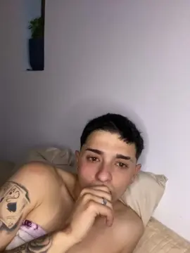 Cam4 Best live sex cam show of Thomikaty98