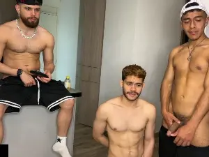 Cam4 Private Sex Chat of zoneboys_