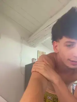Cam4 Best Webcam of Leonardo250606