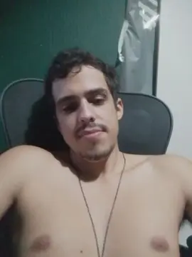 Cam4 Live Sex of MauroMartins