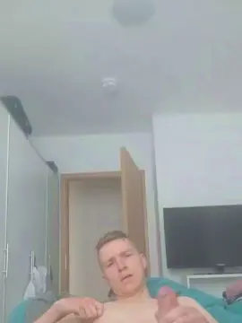 Cam4 Free Porn Cam of Horny_Max2001