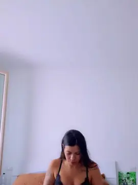 Cam4 Live Sex Cam of LunaVelluto