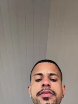 Cam4 Live Porn of Soaresluucas29