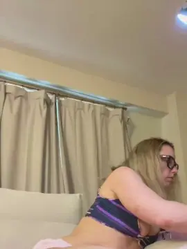 Cam4 Best live sex cam show of Ambrrr