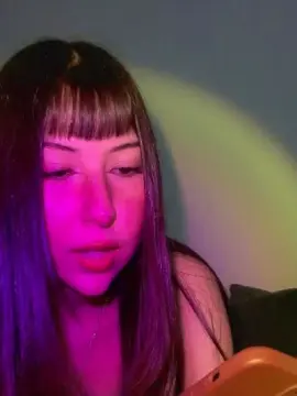 Cam4 Live Sex of natigatitaa