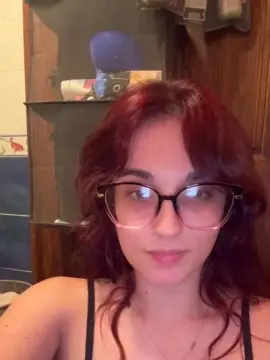 Cam4 Live Porn of Lyli