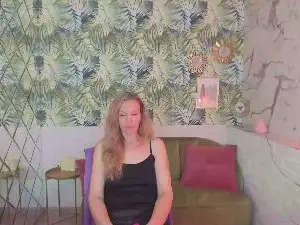 Cam4 Free Porn Cam of NancyGentle