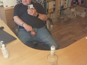 Cam4 Live Sex Cam of Barefooter