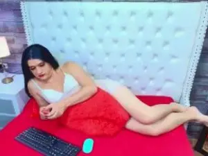Cam4 Live Sex of TRINY_TS