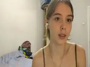 Cam4 Free Porn Cam of RosalbaPyette