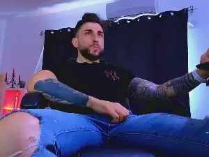 Cam4 Free Porn Cam of MightyAaronX