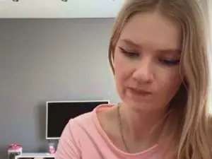 Cam4 Watch Live Sex Cams of LilliamToo