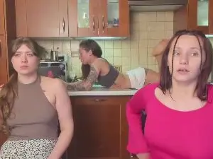 Cam4 Sex Chat of HotCaramelsTrio