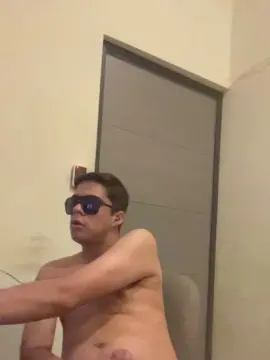 Cam4 Private Sex Chat of HornyMztBoee
